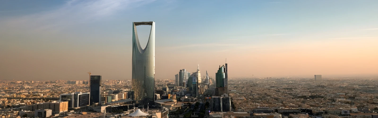 South Ring Road Secrets: Discovering Azizia’s Local Flavors and Finds