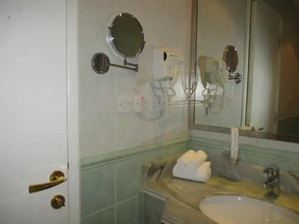 Executives Hotel - Azizia 10